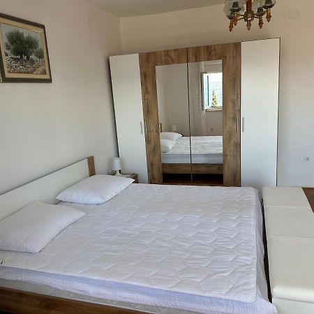 Spacious 2-Room Apartment With Beautiful Sea View Crikvenica Exterior photo