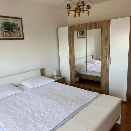 Spacious 2-Room Apartment With Beautiful Sea View Crikvenica Exterior photo