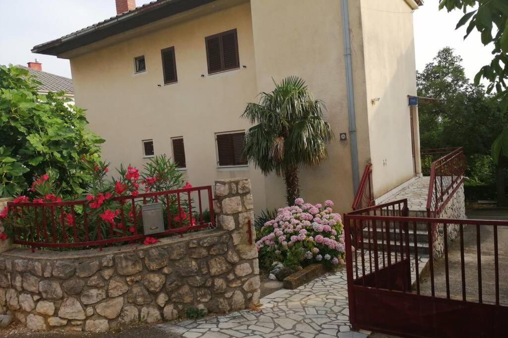 Spacious 2-Room Apartment With Beautiful Sea View Crikvenica Exterior photo